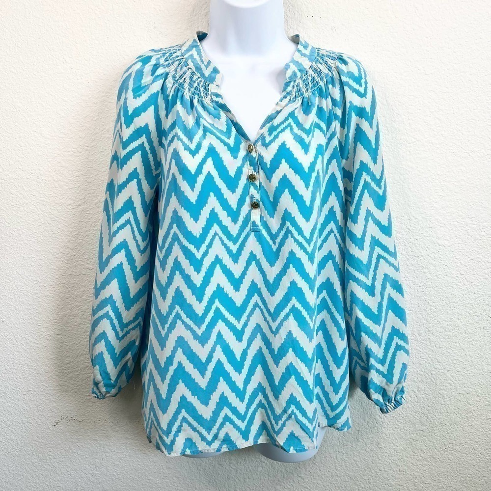LILLY Pulitzer Elsa Silk Get Your Chev On Blue Turquoise Chevron Top Women's XS